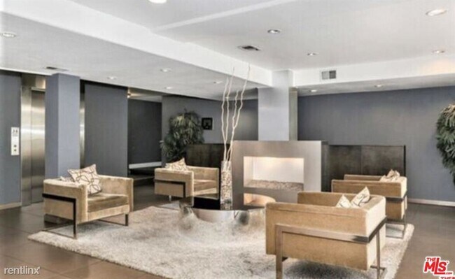 Building Photo - 2 br, 2 bath Condo - 141 S Clark Dr Apt 417