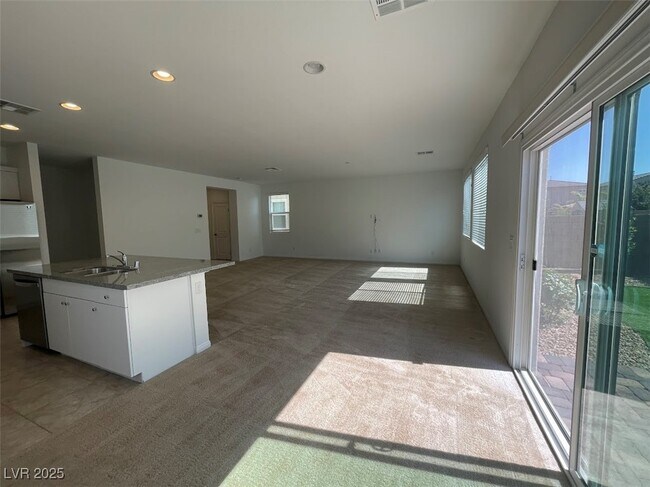 Building Photo - 11586 Monte Isola St
