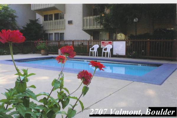 Foto del edificio - 2707 Valmont Rd