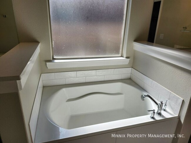 Foto del edificio - 3407 Bryan Ave