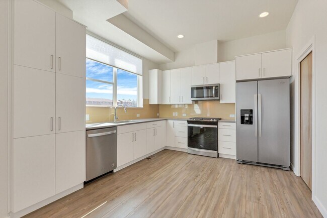 Foto del edificio - Modern 2 Bed 3 Bath in Lafayette!