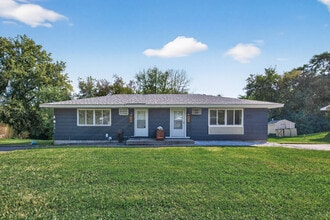 Building Photo - 5294 Raymond Ave