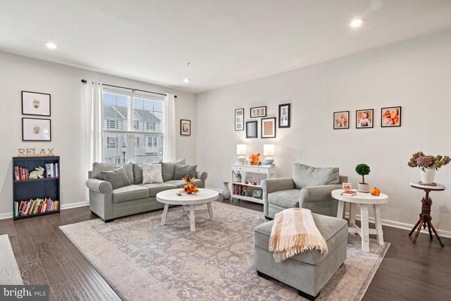 Building Photo - 410 Arbor Blvd