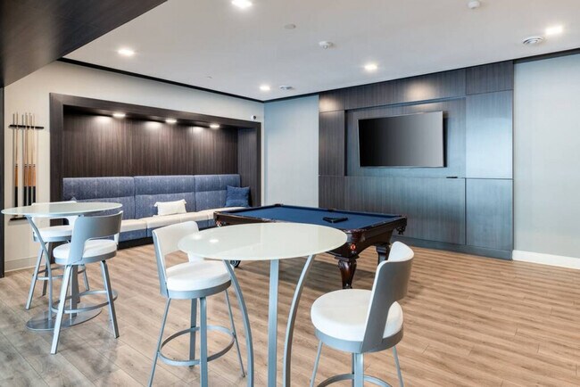 Foto del edificio - 1632 N Franklin Pl