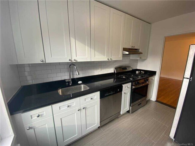 Foto del edificio - 79-25 150th St