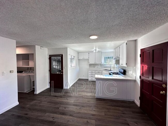 2506-2508 Norfolk Street - 2506-2508 Norfolk Street Apartment