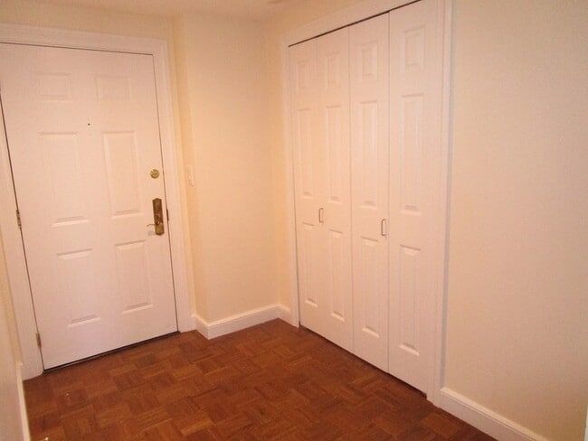 Foto del edificio - 390 Commonwealth Ave