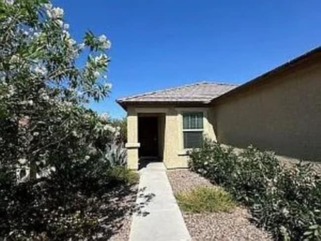 Building Photo - 13037 E Iron Chief Dr