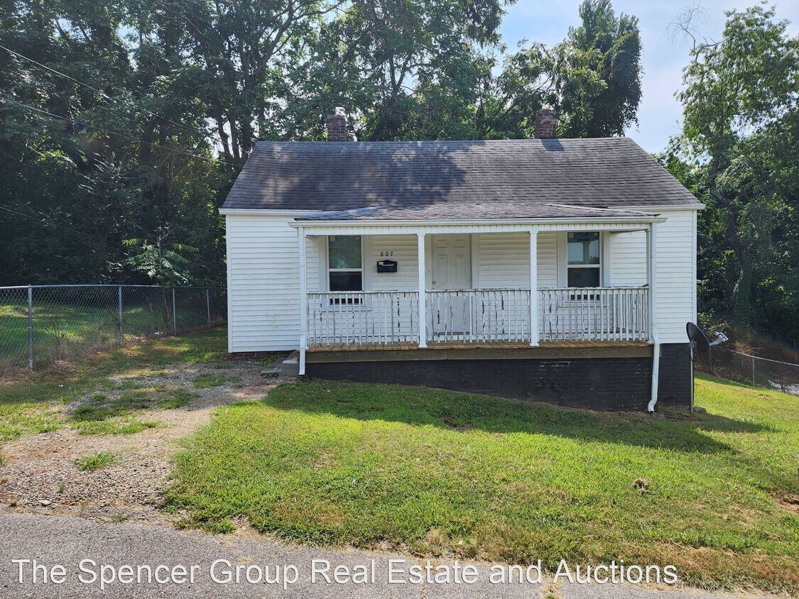 807 Roy St, Martinsville, VA 24112 House Rental in Martinsville, VA
