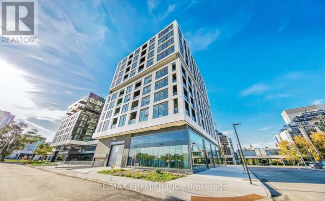 Building Photo - 1037 The Queensway