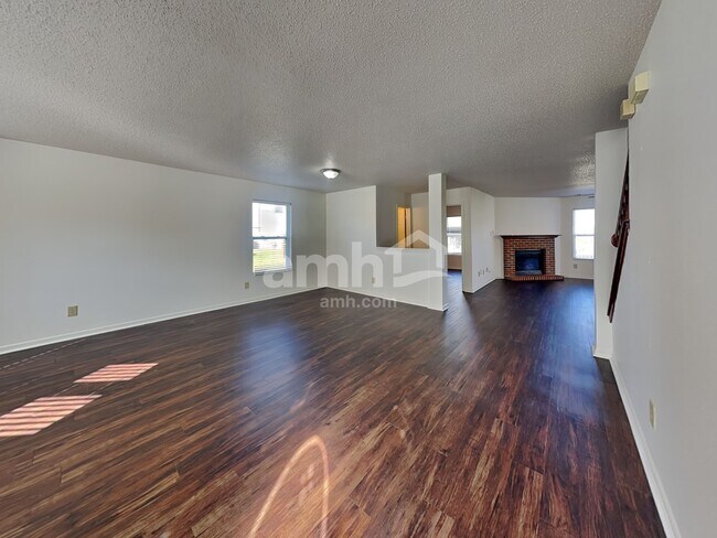 Foto del edificio - 10286 Butler Dr