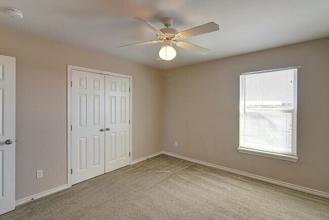 Foto del edificio - 2334 Mystic Star Dr