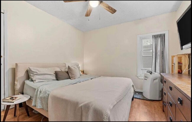 Building Photo - 3714 Stevens Ave