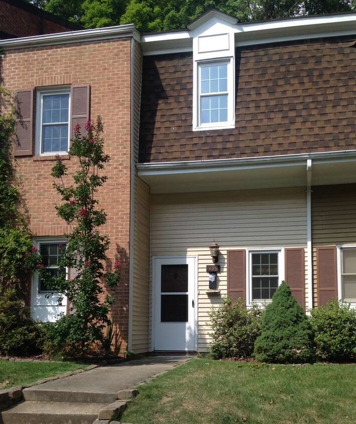 Primary Photo - 139 Scarborough Pl