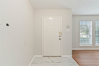 Building Photo - 21507 Windsor Castle Dr