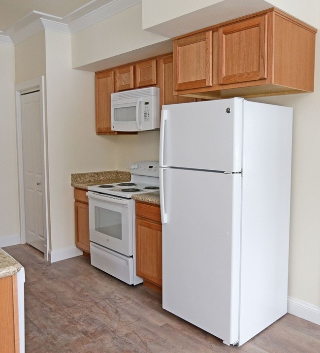 Building Photo - Okerman Apartments
