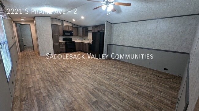 Foto del edificio - 2221 S Prairie Ave