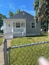 Building Photo - 1485 Walsh Ave