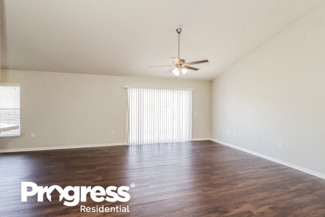 Building Photo - 3075 Sire Trail