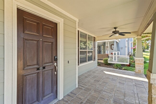 Building Photo - 2606 Kennedy Dr