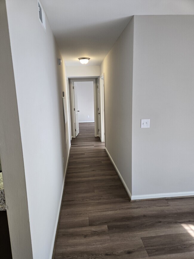 Foto del edificio - 3703 Southborough Rd