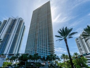 Building Photo - 16901 Collins Ave