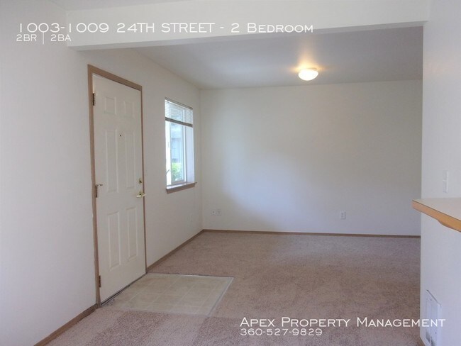 Foto del edificio - NEAR WWU- Courtyard Apartments