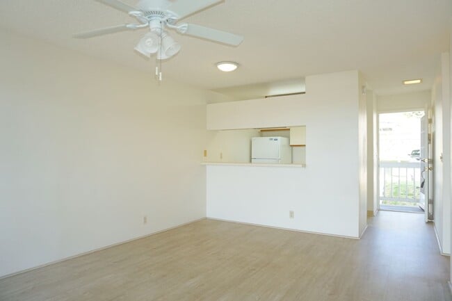 Building Photo - Pet Friendly Makakilo Condo with Gorgeous ...