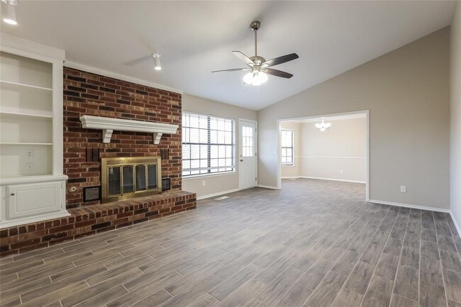 Building Photo - 2813 Appaloosa Trail