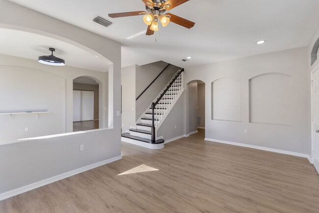 Foto del edificio - 29704 Eagle Station Dr