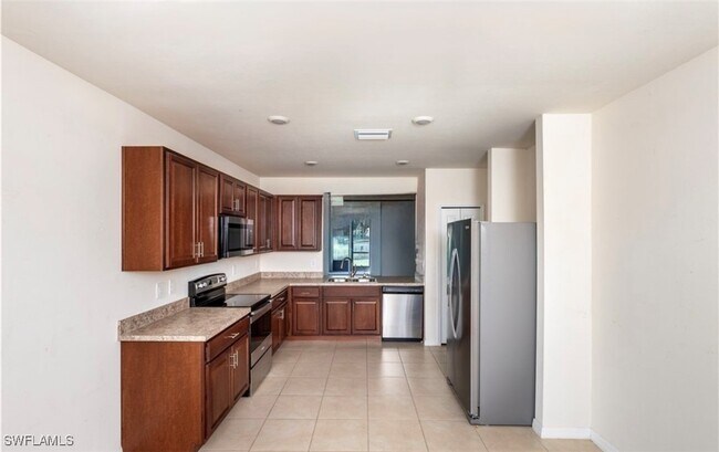 Foto del edificio - 2802 40th St SW