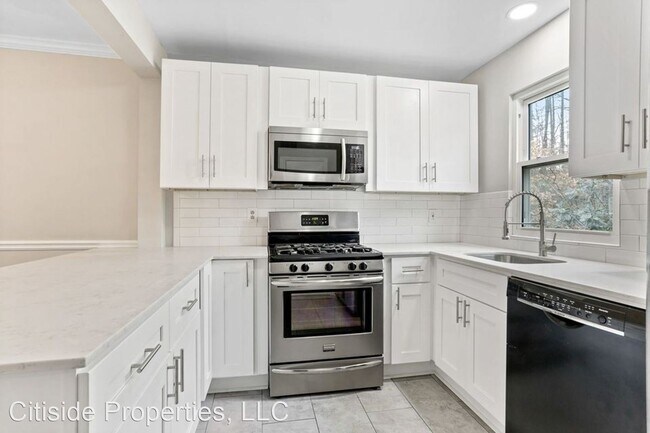 Building Photo - 3 br, 3 bath House - 1526 Park Creek Ln