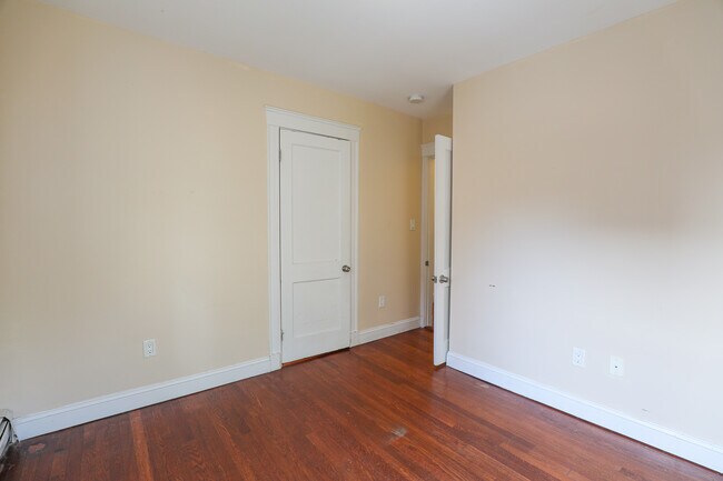 Foto del edificio - 78 Claymoss Rd