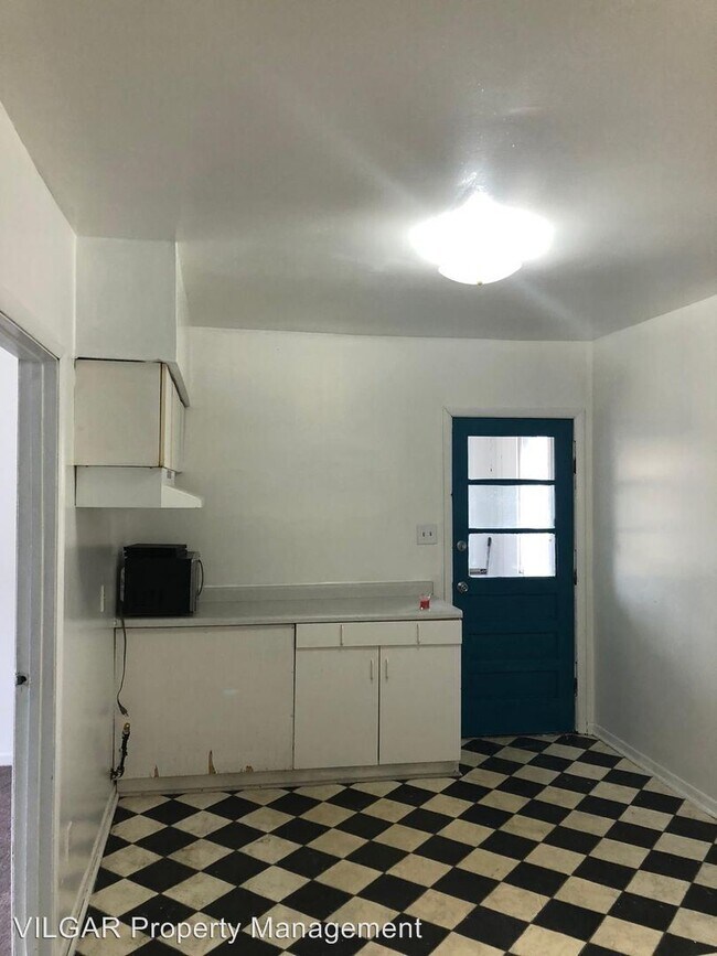 Foto del edificio - 6009 E 6th Pl