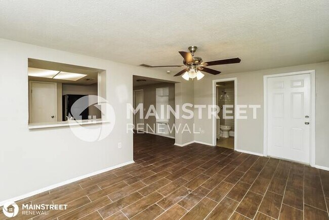 Foto del edificio - 10811 Manchester Rd, Port Richey, FL 34668