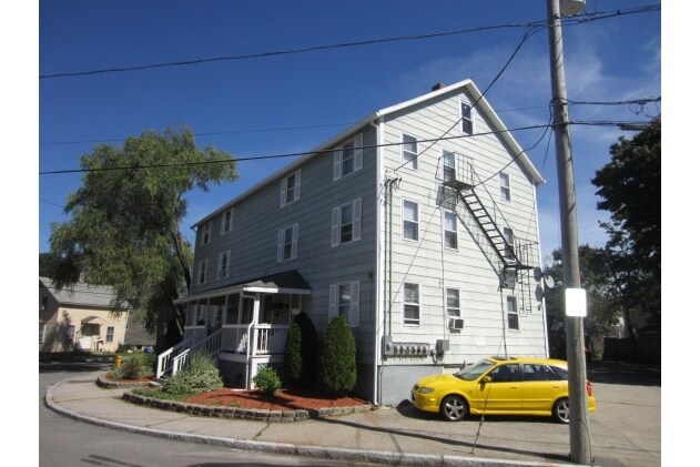 Building Photo - 76-78 Washington St
