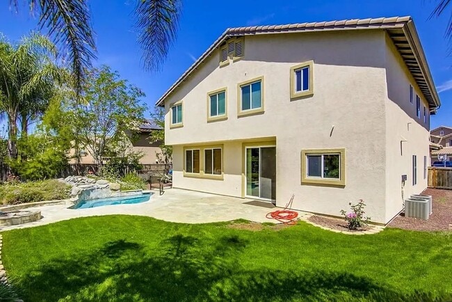 Foto del edificio - Wonderful 4 BR, 3 car w/ pool for rent in Alpine, CA