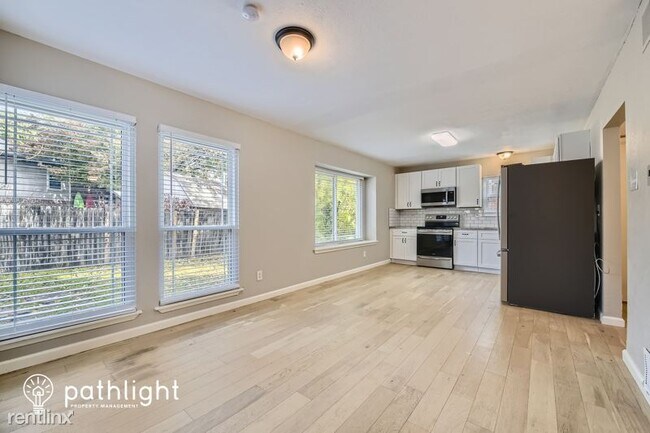 Foto del edificio - 3 br, 2 bath House - 2203 Wamsetta Drive UNIT