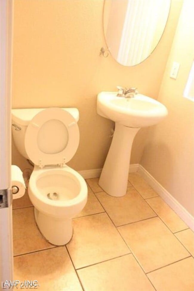 Building Photo - 3 br, 2.5 bath House - 6681 Rumba Ct
