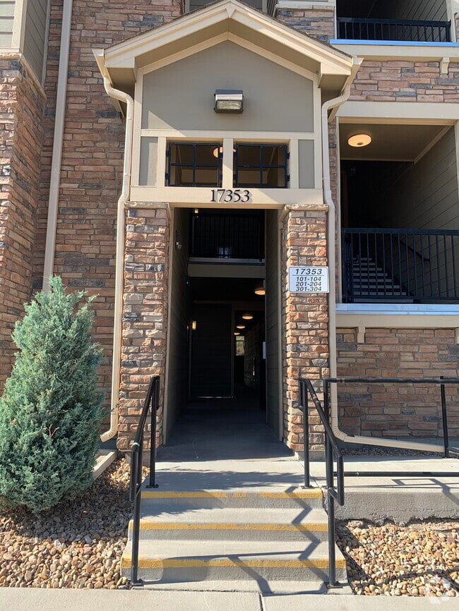 Building Photo - 17353 Wilde Ave