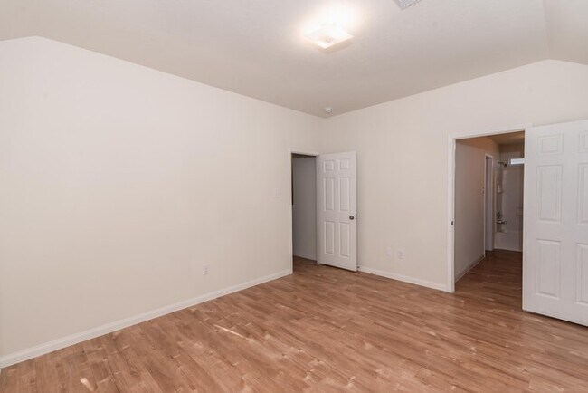 Foto del edificio - 8902 Gerald Ohara