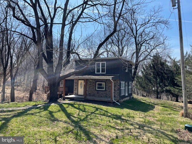 Building Photo - 12399 Shue Ct