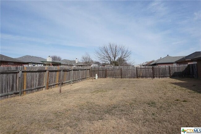Foto del edificio - 3801 Oak Valley Dr