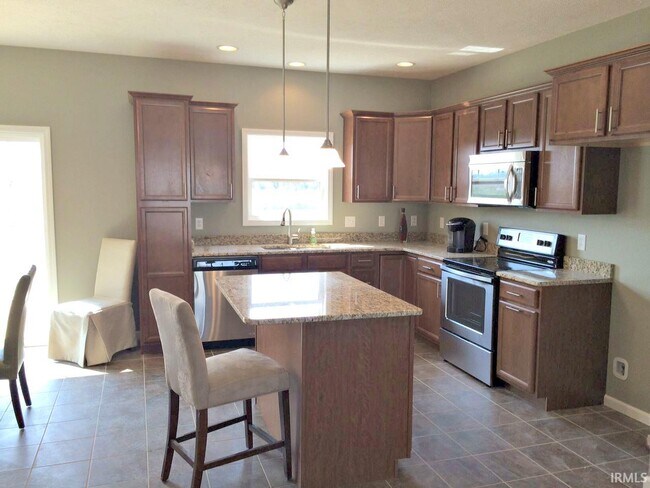 Building Photo - 3588 Arbor Pointe Dr