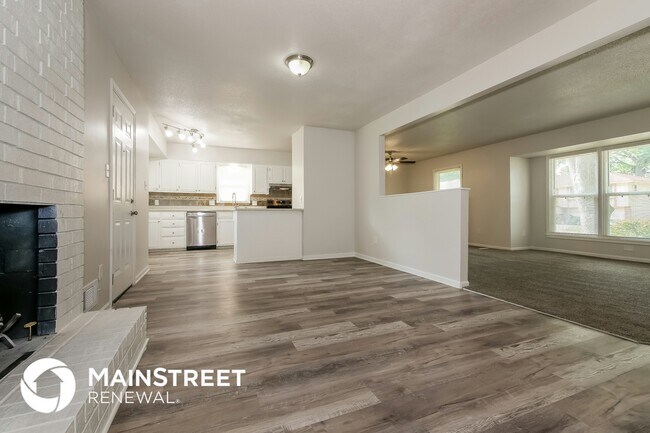Foto del edificio - 12000 E 57th St