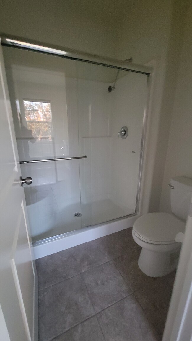 Foto del edificio - 22770 Harmony Dr
