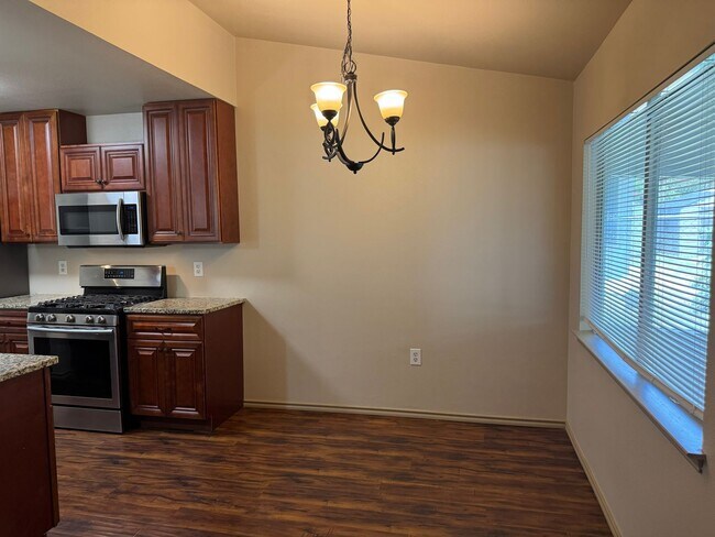 Foto del edificio - 8214 Spring Town St