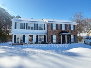 Building Photo - 3877 Camelia Cove