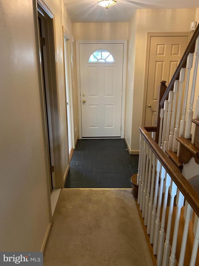Building Photo - 476 Colonial Ridge Ln