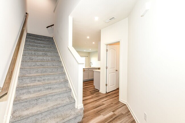Foto del edificio - 13533 Dewpoint Ln
